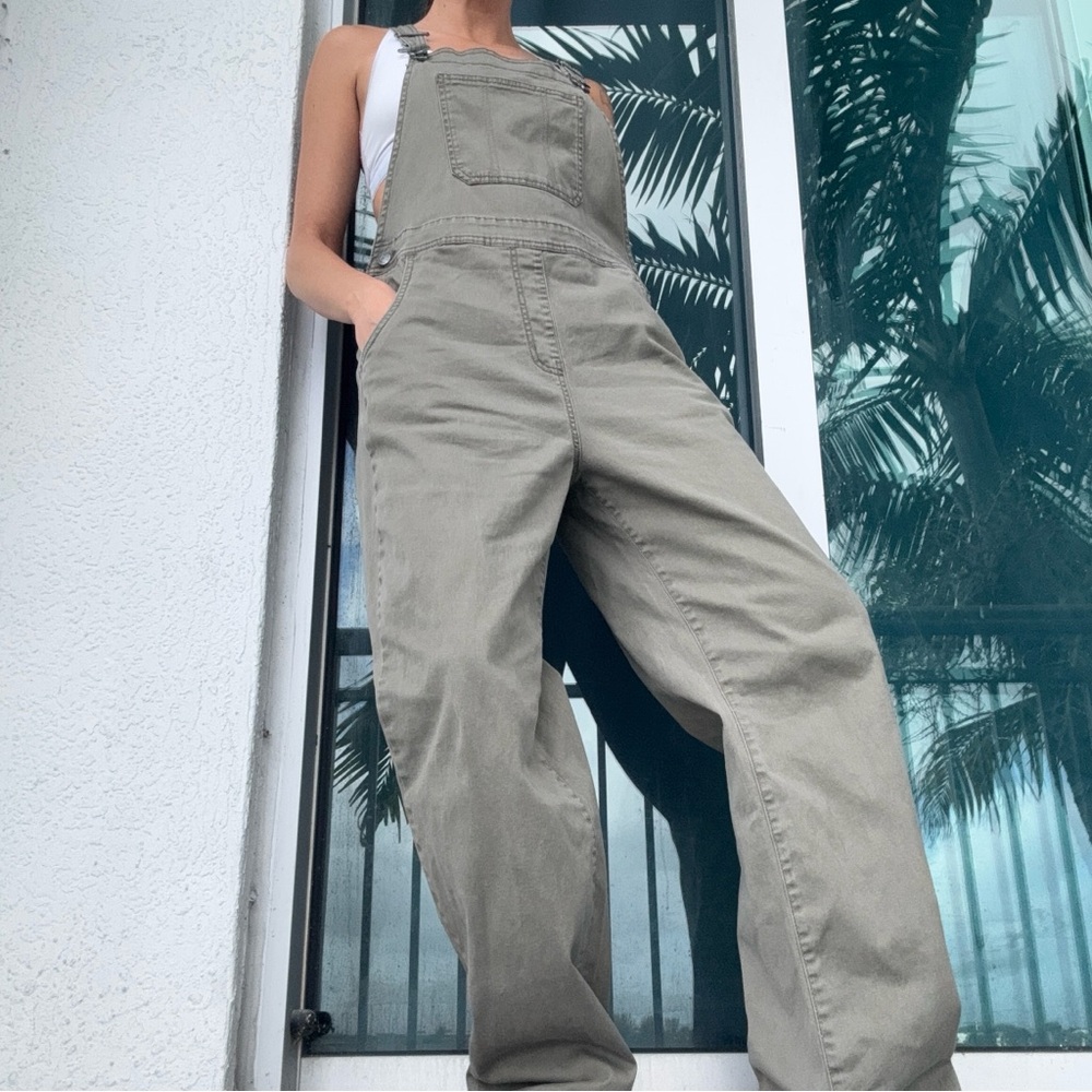 No Boundaries Green Overalls M